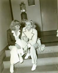Peggy McDonald, Marion's sister, and Jean Harlow. 