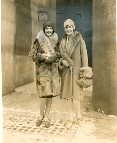 Sally (L) and mother Edithe in January 1928, New York City